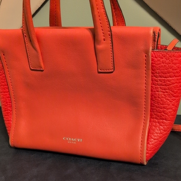 Coach New York Pink Leather Crossbody Bag 11 x 7 Loved Stylish - Picture 15 of 16